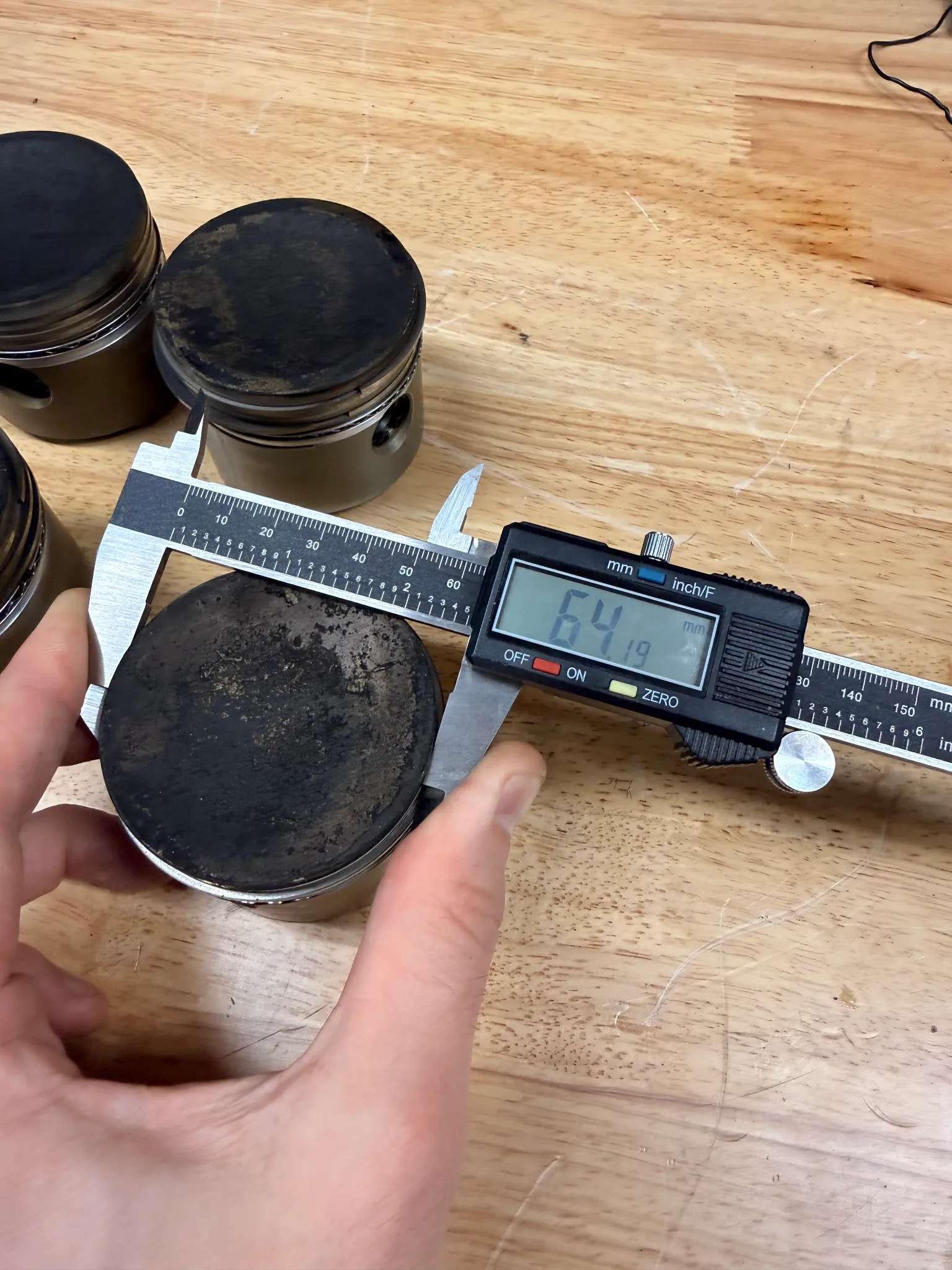 Stock 1100 Pistons thumbnail 2