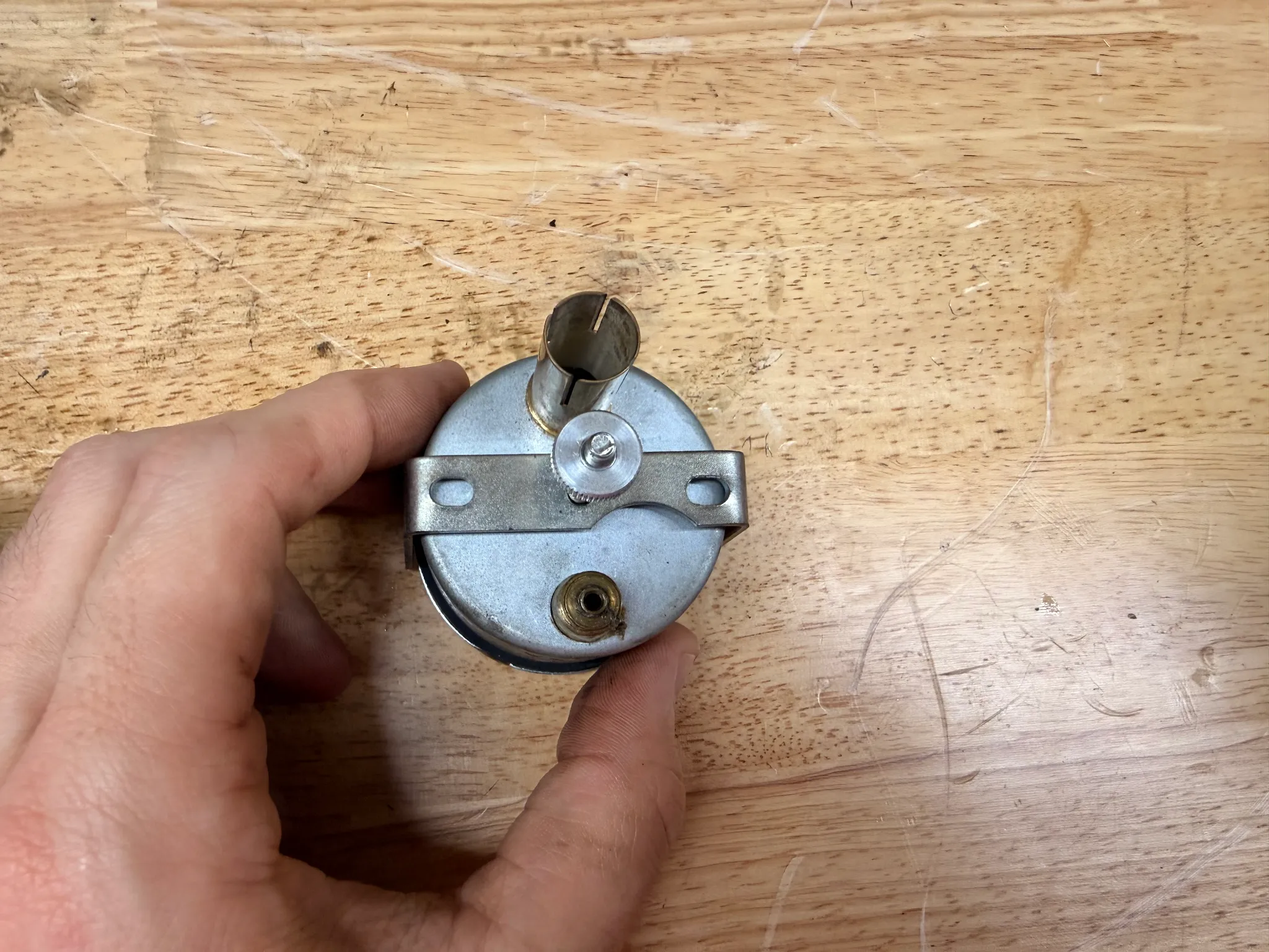 Magnolia 52mm Mechanical Oil Pressure Gauge thumbnail 3