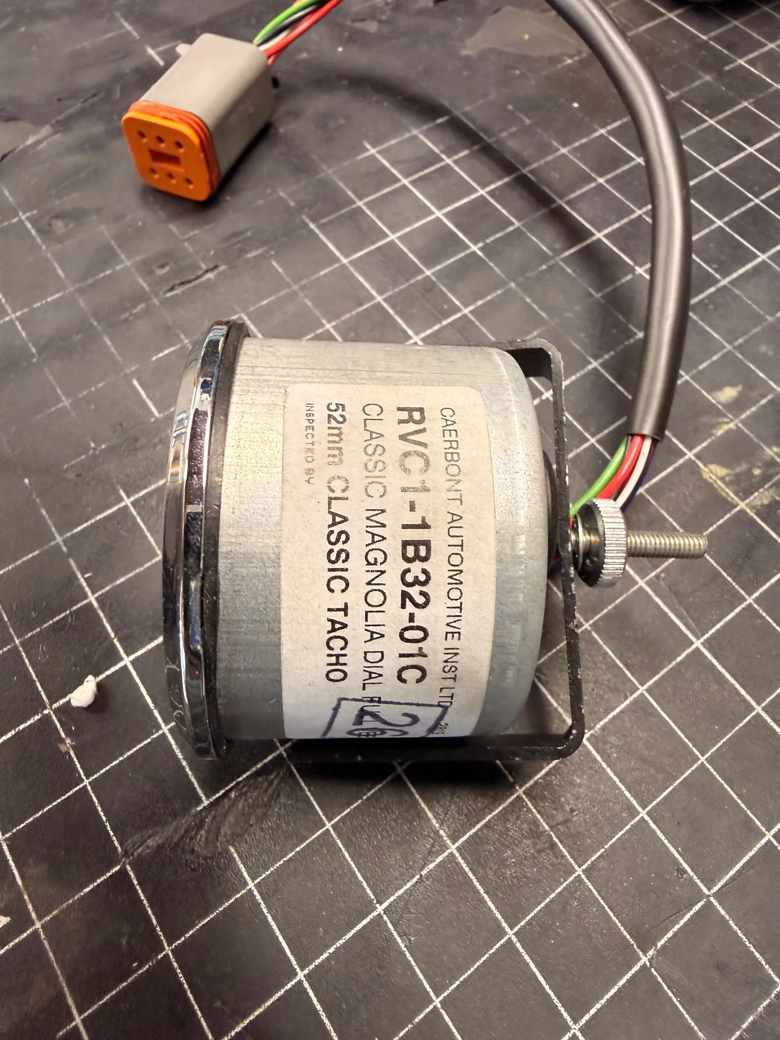 Magnolia Smiths 52mm Digital Tachometer thumbnail 2