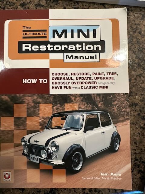 Classic Mini Books thumbnail 4