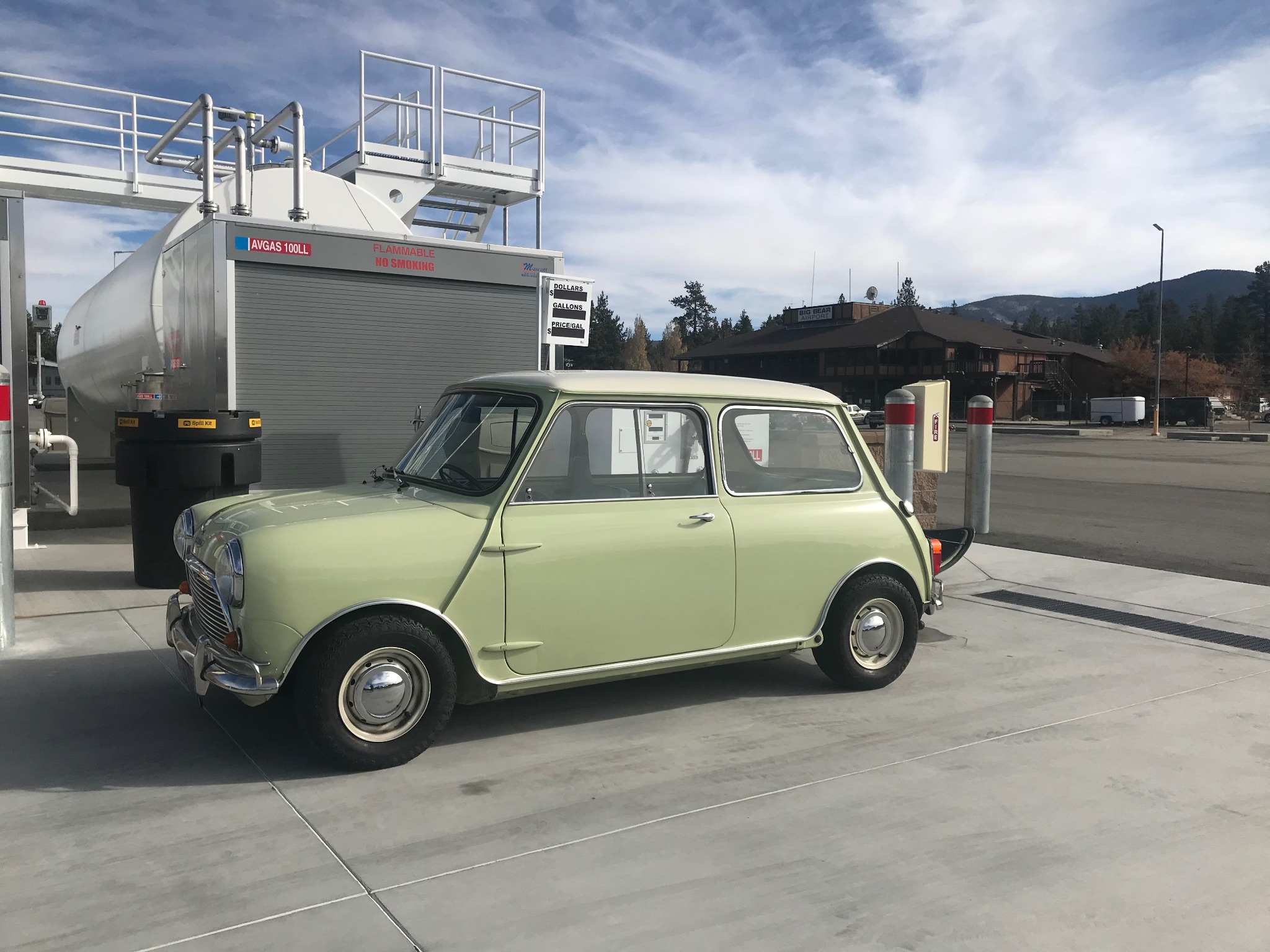 1964 Austin Mini Cooper S - body 1