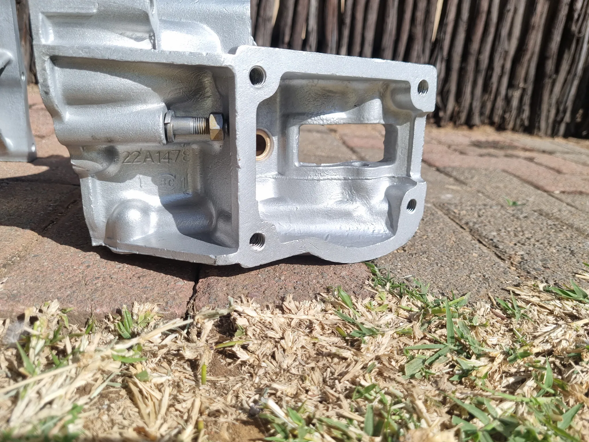 3-Syncro Gearbox Casing thumbnail 6