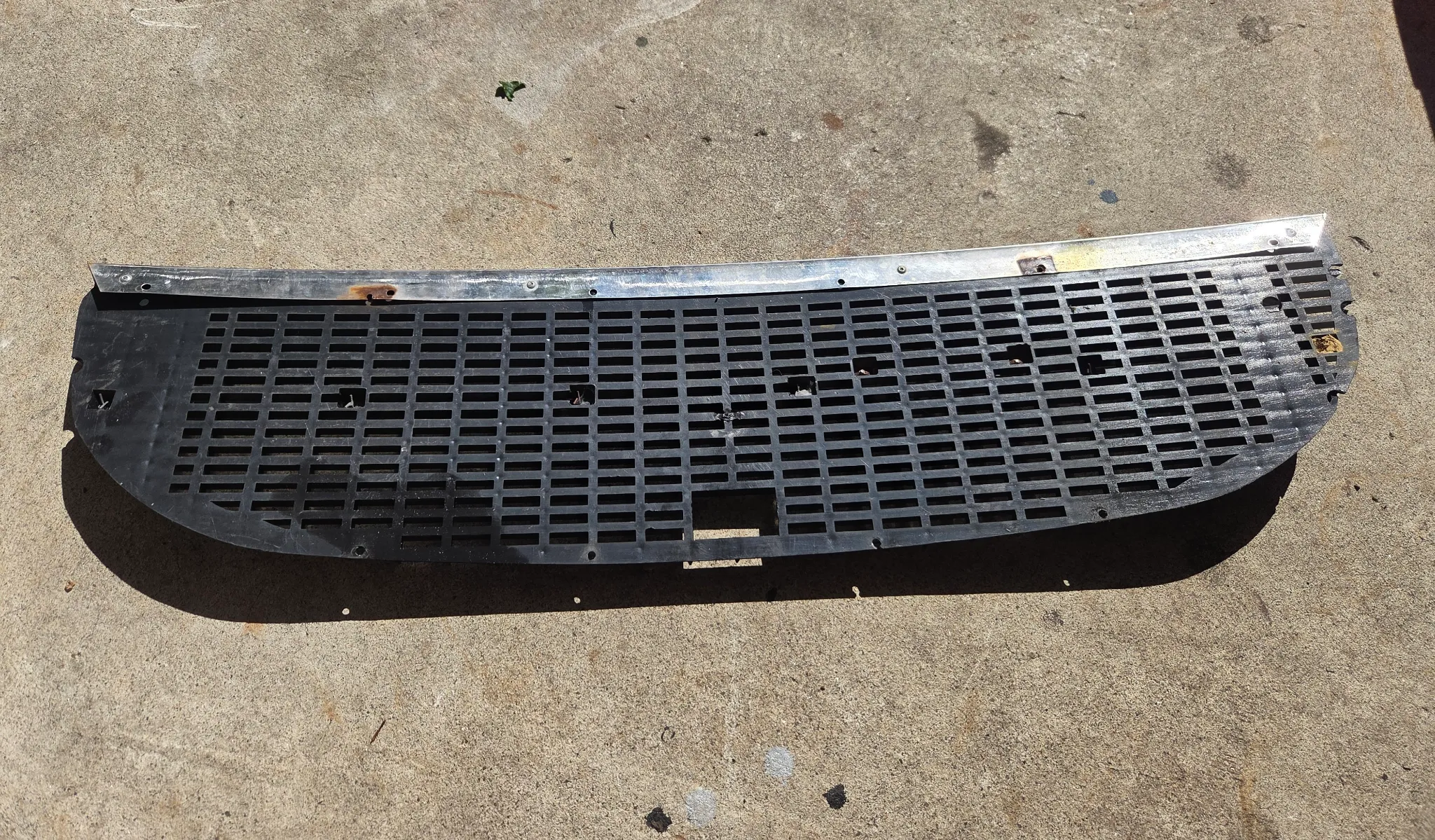 Mini 1000 Grille thumbnail 2