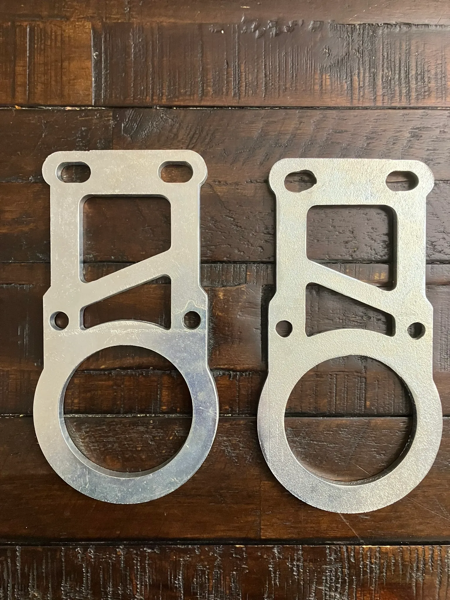 Rear Tow Hooks/Eyes - body 1
